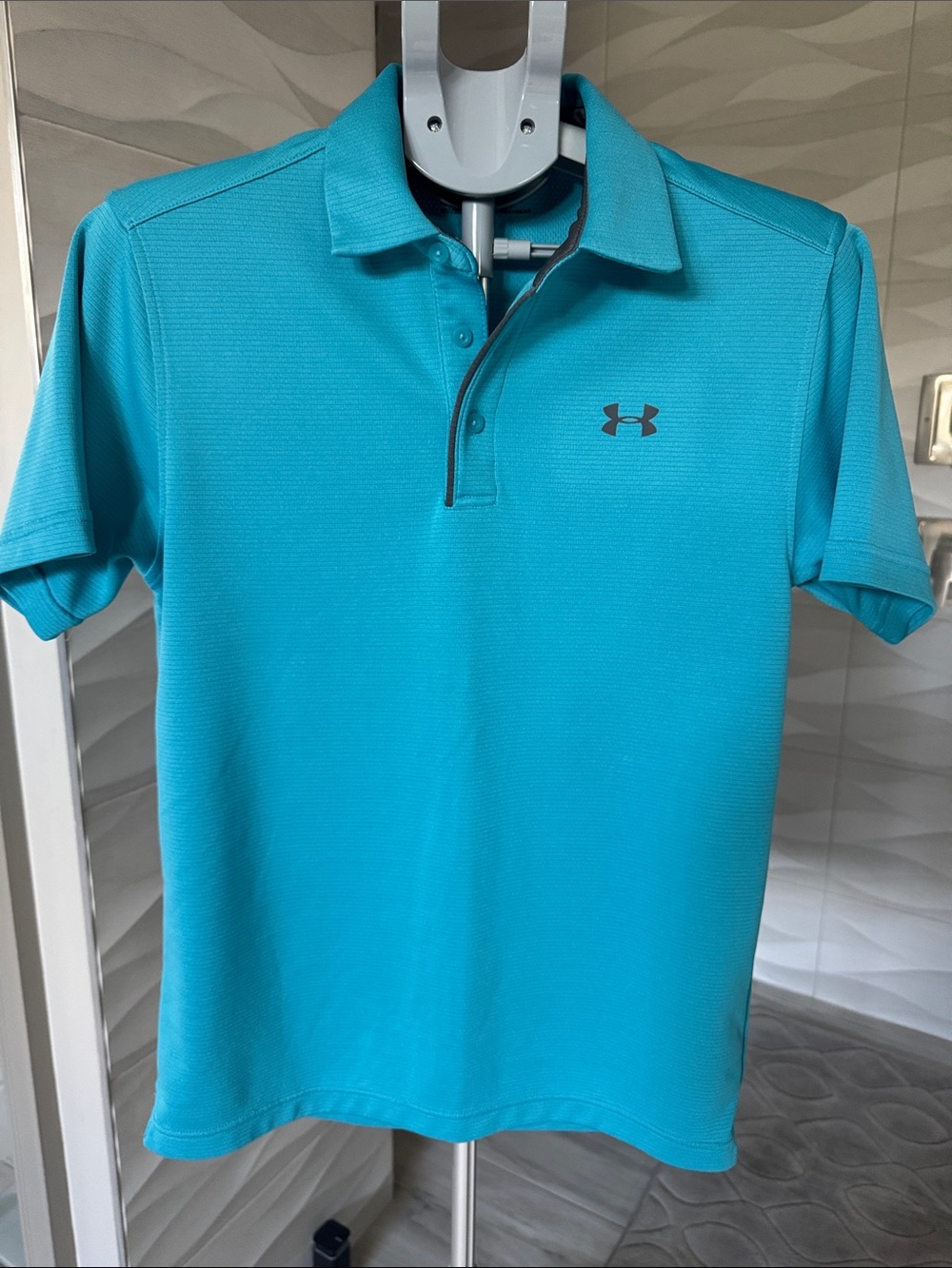 Under Armour Men’s Teal Performance Polo Small